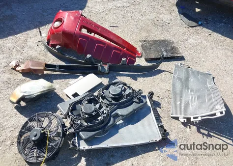 2011 Ford Escape Xlt z USA, uszkodzony, nr VIN 1FMCU0D74BKB59258